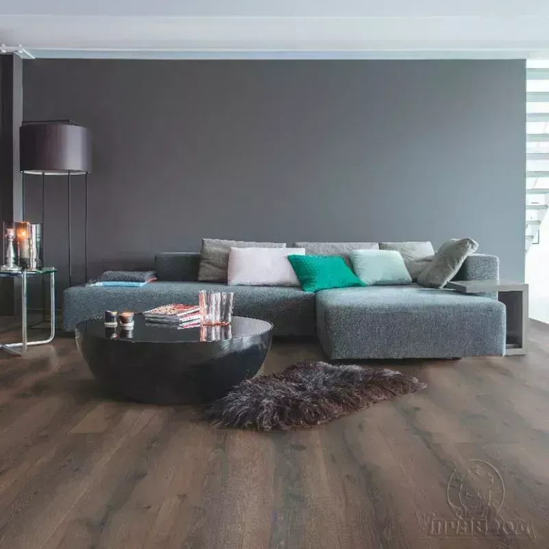 Ламинат  Quick Step Majestic MJ3553 Дуб пустынный шлифованный темно-коричневый