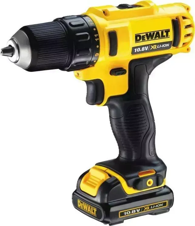 Дрель аккумуляторная DEWALT DCD710C2-KS